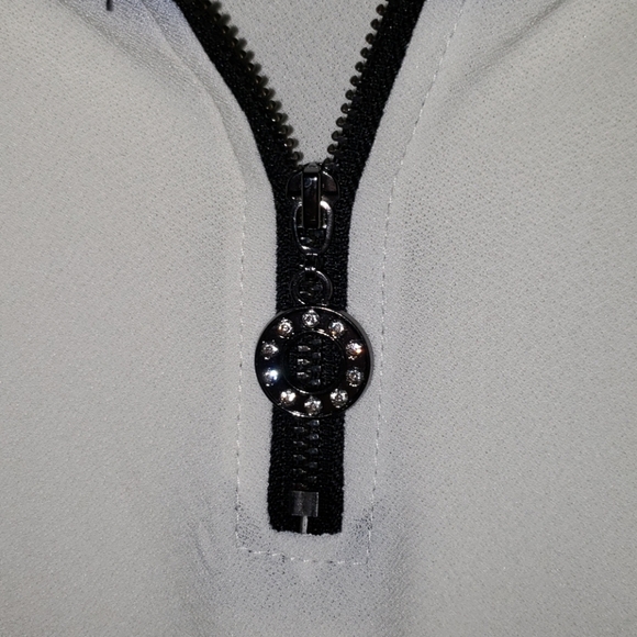 Retrology Cream Blouse - Picture 2 of 3